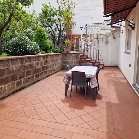 Il Giardino Dei Gigli Apartment Meta Exterior photo